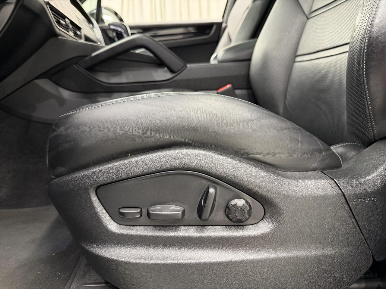 2023 Porsche Cayenne Newark DE