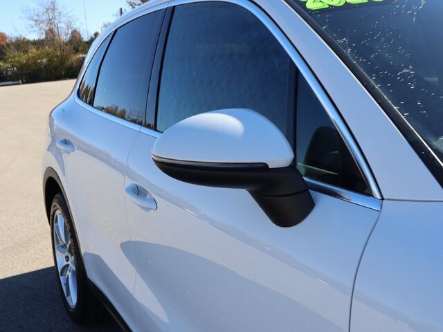 2023 Porsche Cayenne  Oshkosh WI