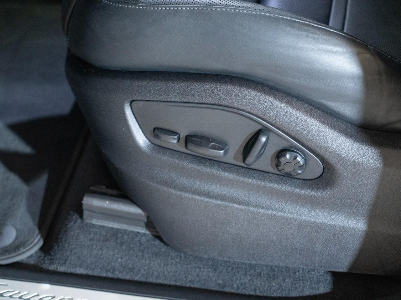 2023 Porsche Cayenne Pompano Beach FL