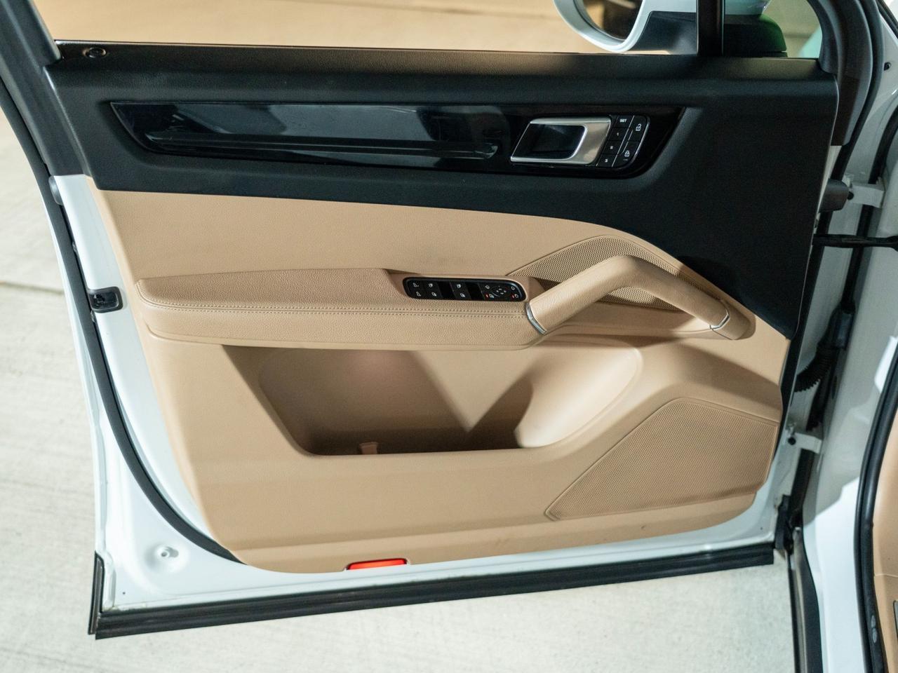 2023 Porsche Cayenne Pompano Beach FL