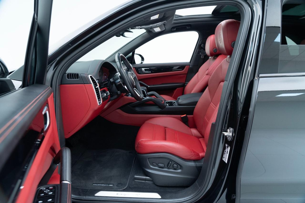 2023 Porsche Cayenne Pompano Beach FL