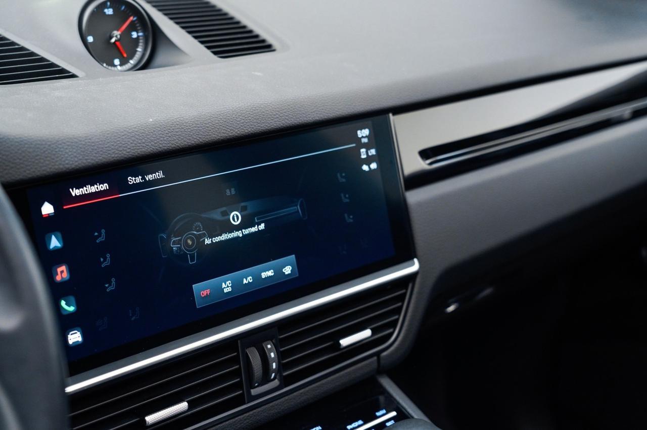 2023 Porsche Cayenne Pompano Beach FL