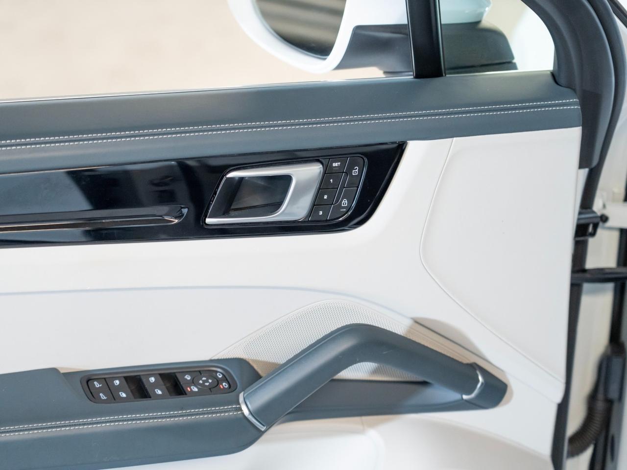 2023 Porsche Cayenne Pompano Beach FL