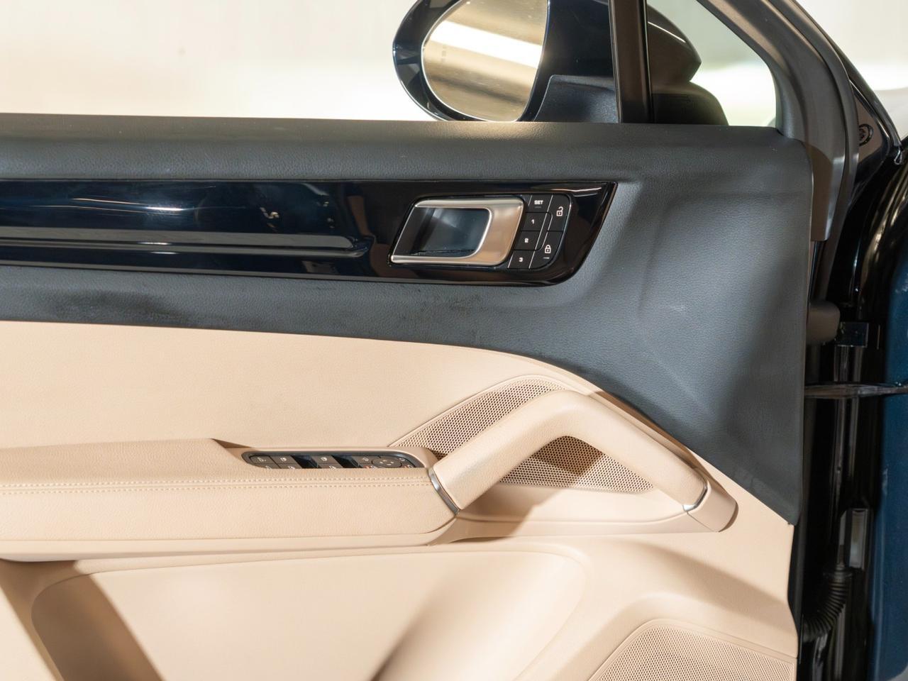 2023 Porsche Cayenne Pompano Beach FL