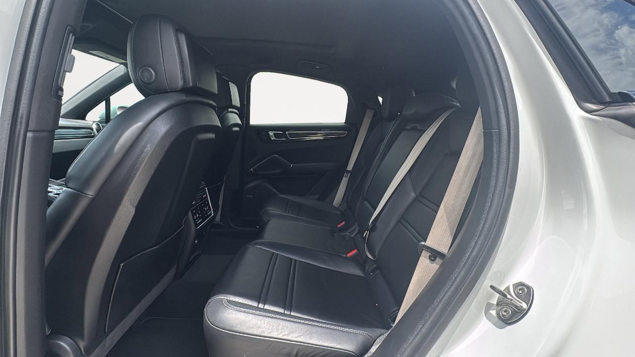 2023 Porsche Cayenne  Selma TX