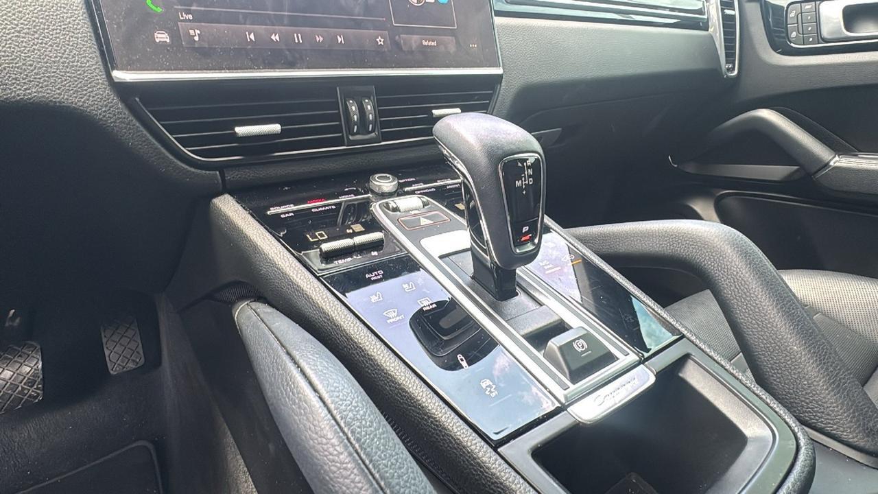 2023 Porsche Cayenne  Selma TX