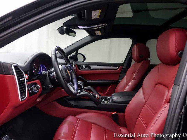 2023 Porsche Cayenne Willowbrook IL