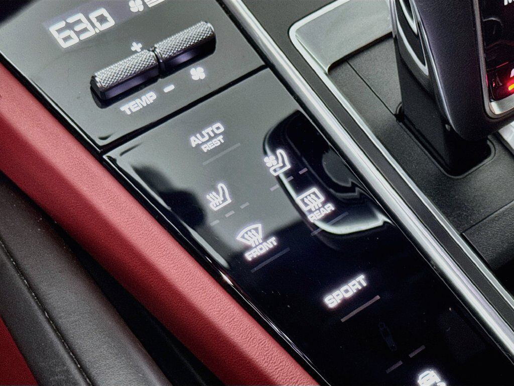 2023 Porsche Cayenne Base Willowbrook IL