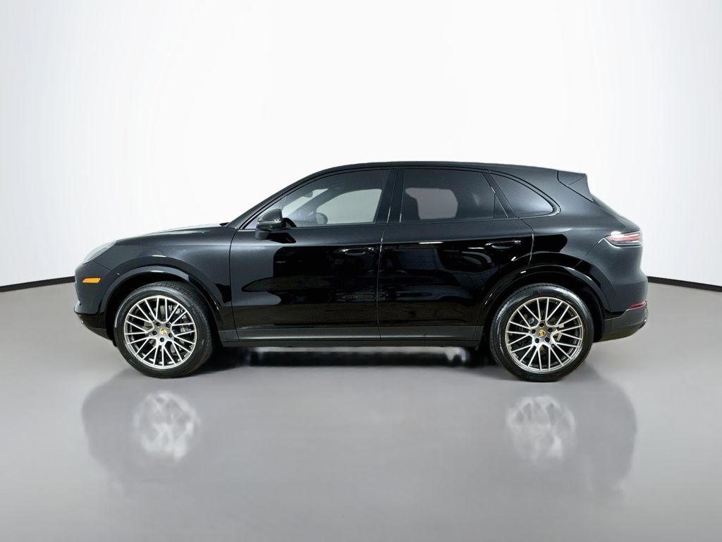 2023 Porsche Cayenne Base Willowbrook IL