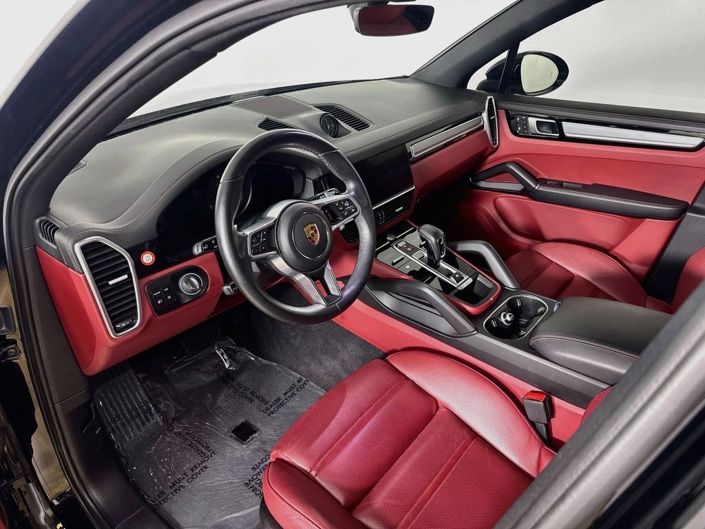 2023 Porsche Cayenne Base Willowbrook IL