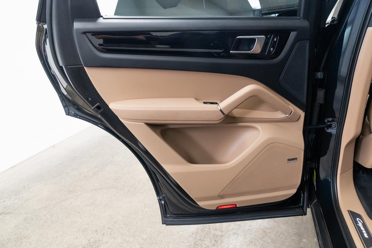 2023 Porsche Cayenne Base 1 Owner Adaptive Cruise Vented Seats Portland OR