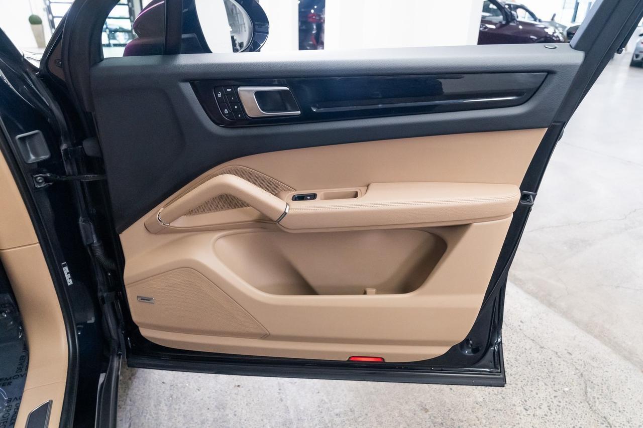 2023 Porsche Cayenne Base 1 Owner Adaptive Cruise Vented Seats Portland OR