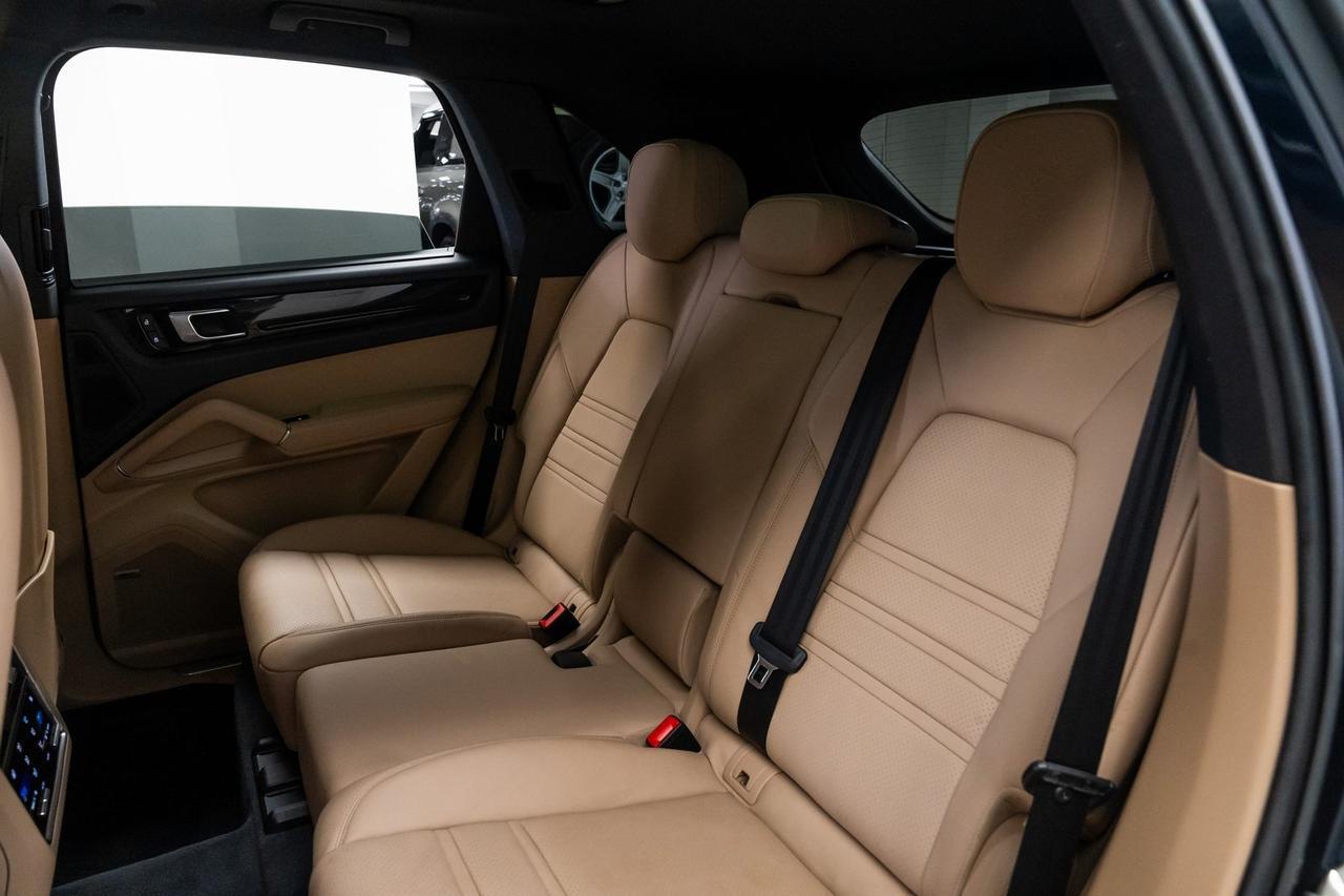 2023 Porsche Cayenne Base 1 Owner Adaptive Cruise Vented Seats Portland OR