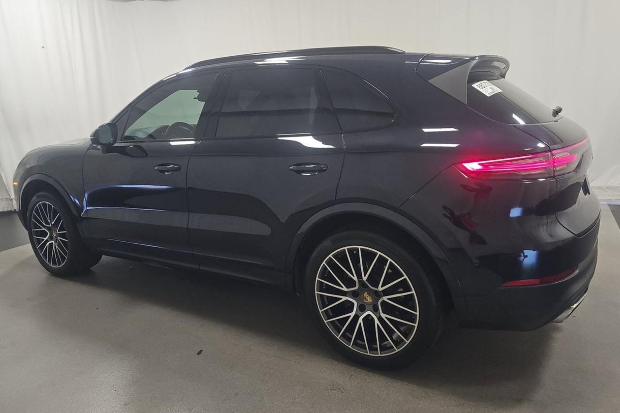 2023 Porsche Cayenne Base Adaptive Cruise Ventilated Seats Towing Portland OR