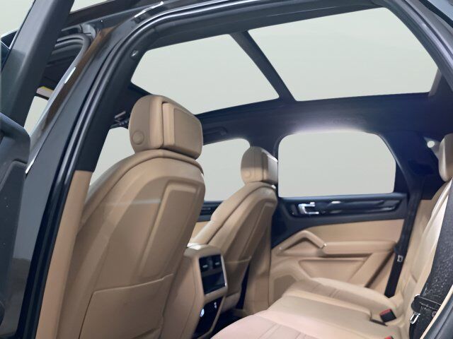 2023 Porsche Cayenne Base Dallas TX