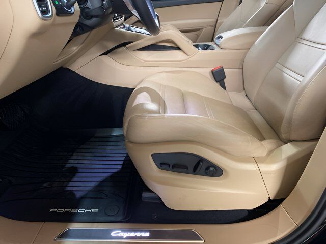 2023 Porsche Cayenne Base Dallas TX