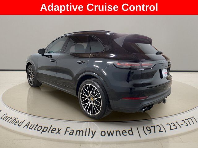 2023 Porsche Cayenne Base