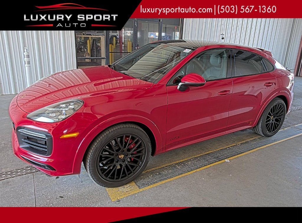2023 Porsche Cayenne Coupe GTS