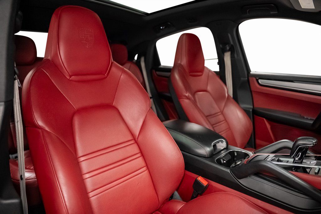 2023 Porsche Cayenne Coupe Platinum Edition Indianapolis IN