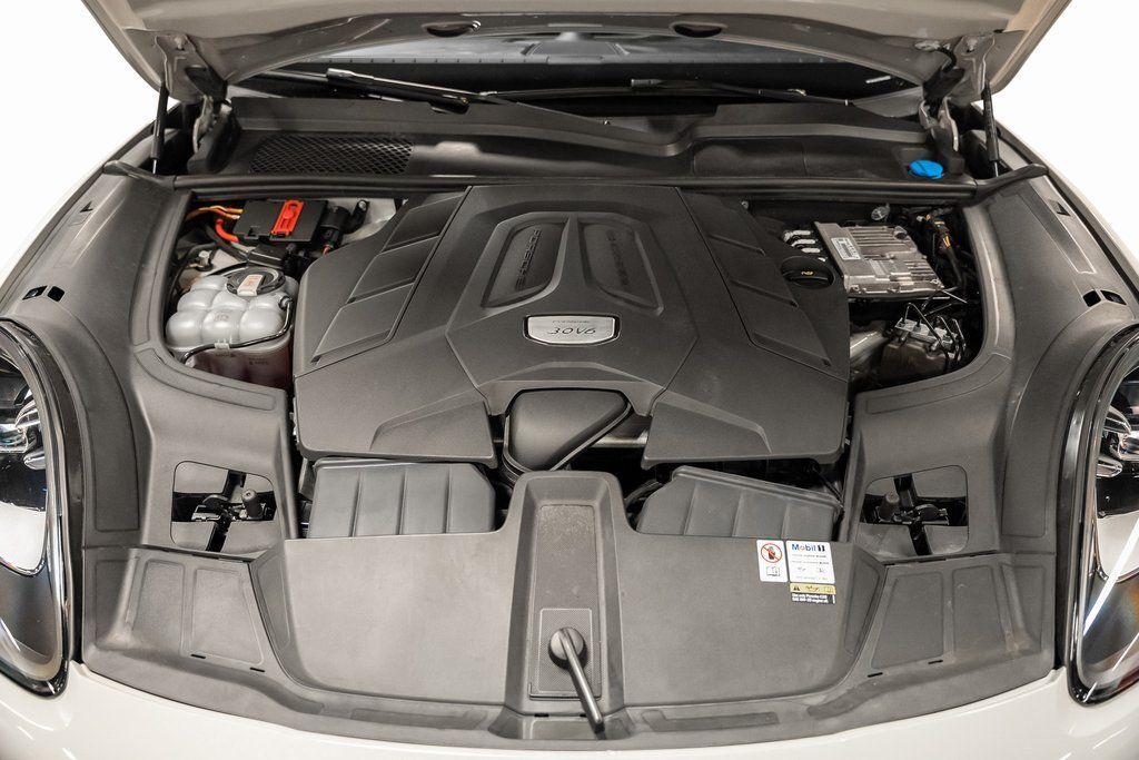 2023 Porsche Cayenne Coupe Platinum Edition Indianapolis IN