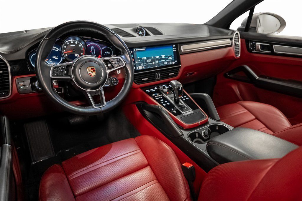 2023 Porsche Cayenne Coupe Platinum Edition Indianapolis IN