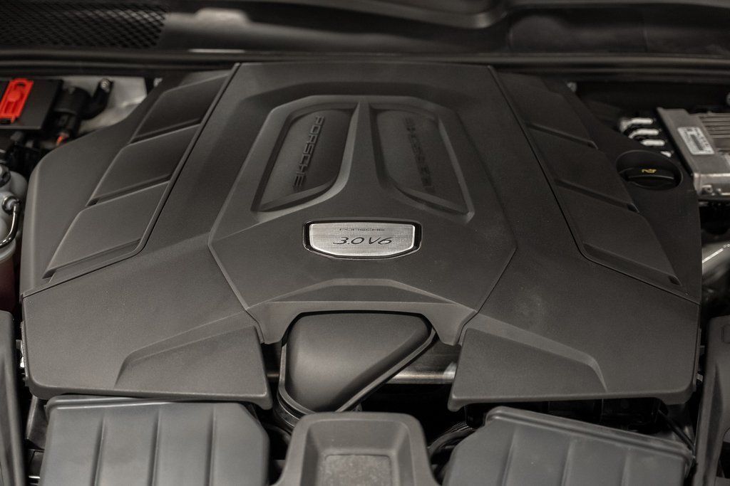 2023 Porsche Cayenne Coupe Platinum Edition Indianapolis IN