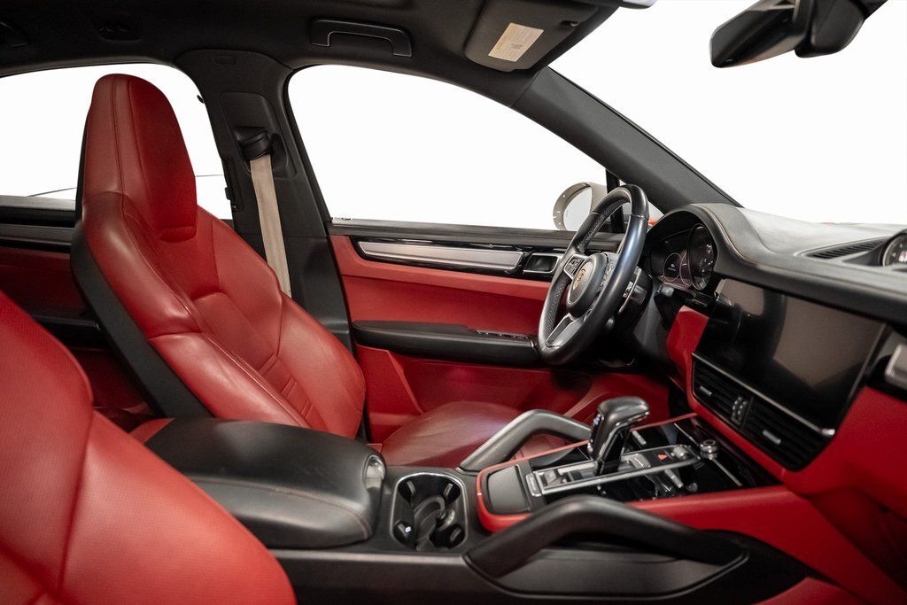 2023 Porsche Cayenne Coupe Platinum Edition Indianapolis IN