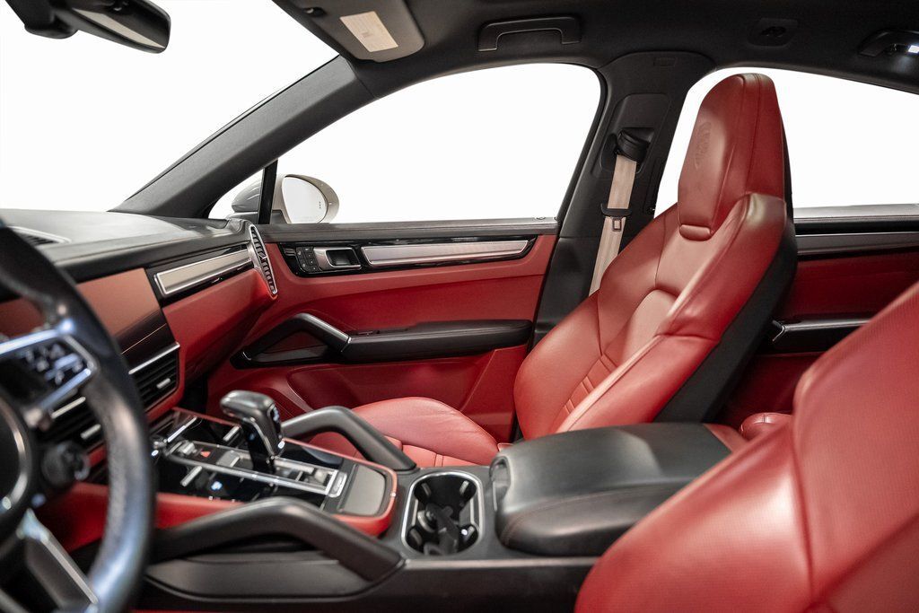 2023 Porsche Cayenne Coupe Platinum Edition Indianapolis IN