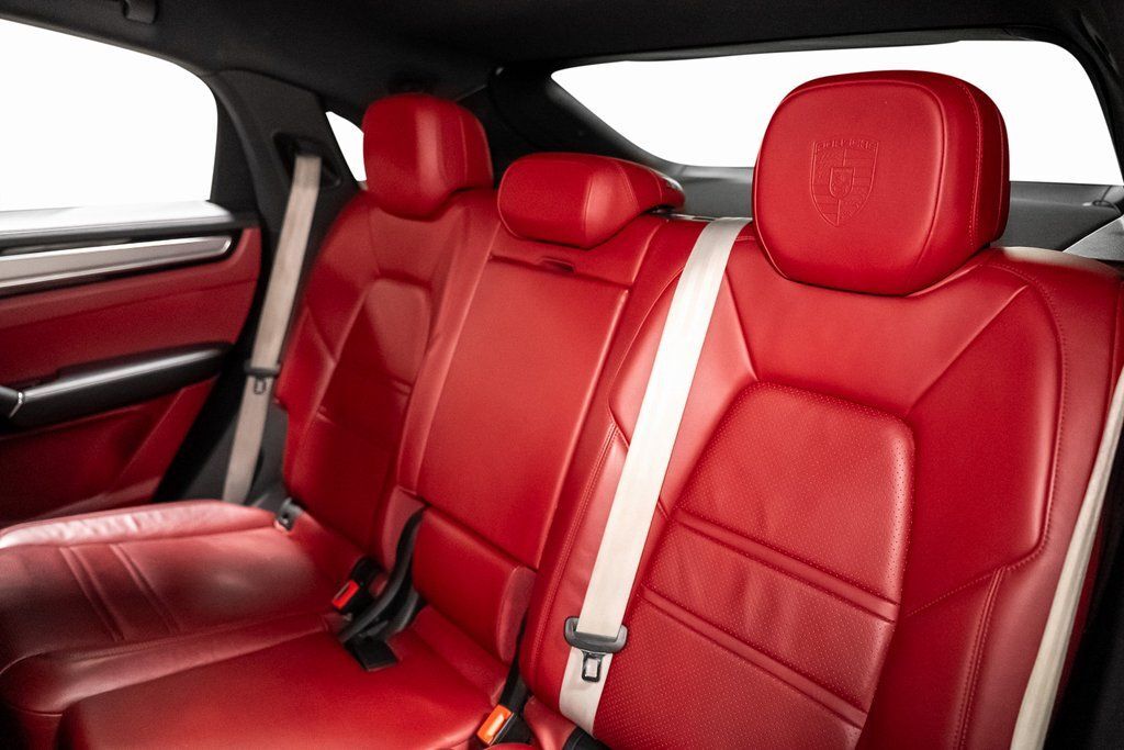 2023 Porsche Cayenne Coupe Platinum Edition Indianapolis IN