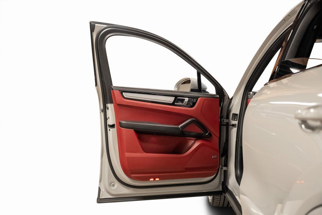 2023 Porsche Cayenne Coupe Platinum Edition Ft Lauderdale FL