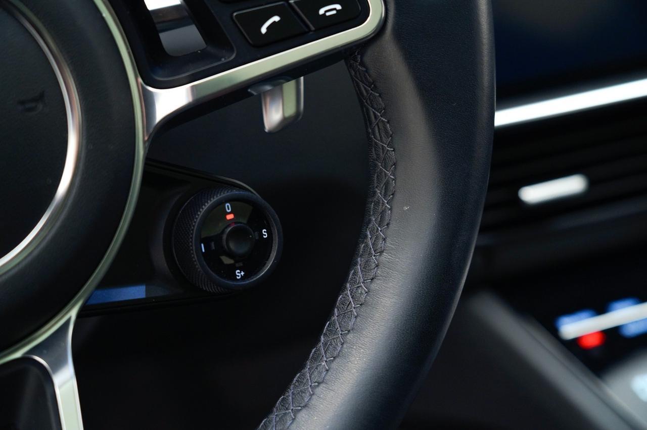 2023 Porsche Cayenne Coupe Pompano Beach FL