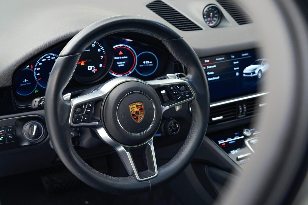 2023 Porsche Cayenne Coupe Pompano Beach FL