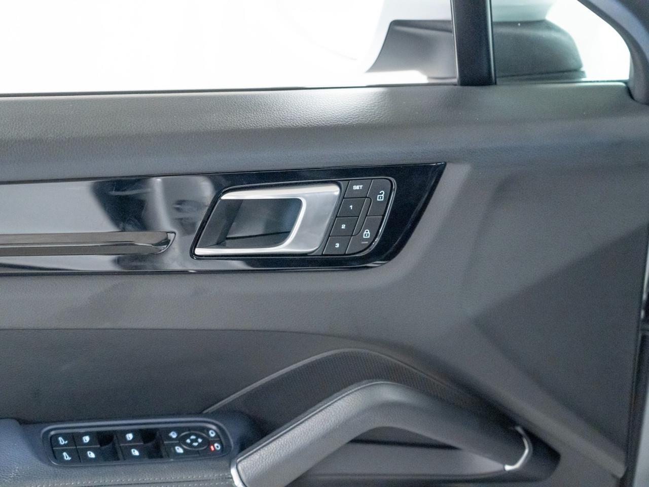 2023 Porsche Cayenne Coupe Pompano Beach FL