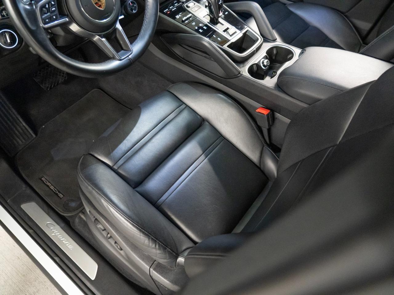 2023 Porsche Cayenne Coupe Pompano Beach FL