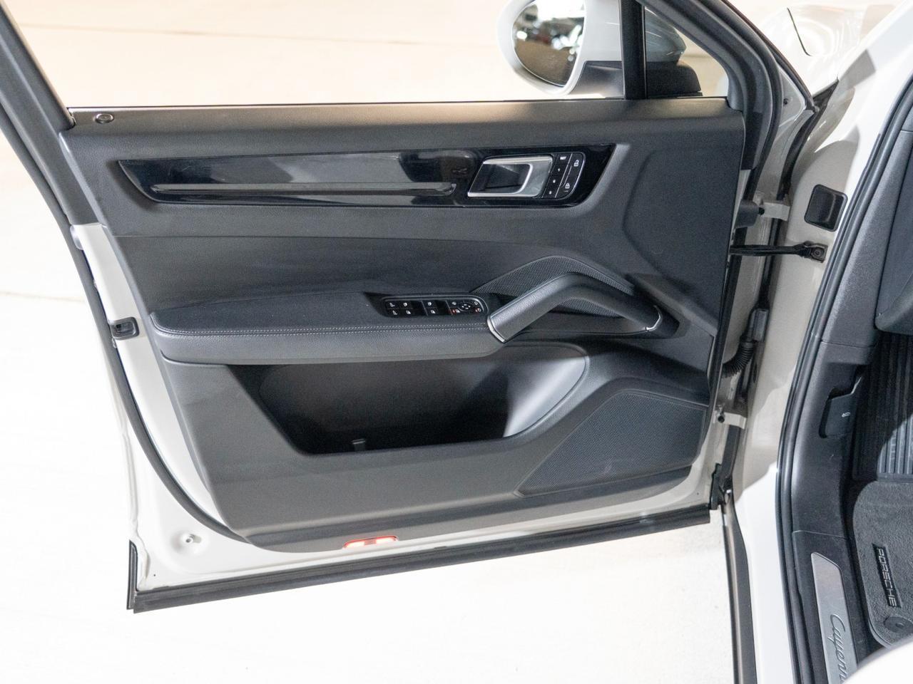 2023 Porsche Cayenne Coupe Pompano Beach FL