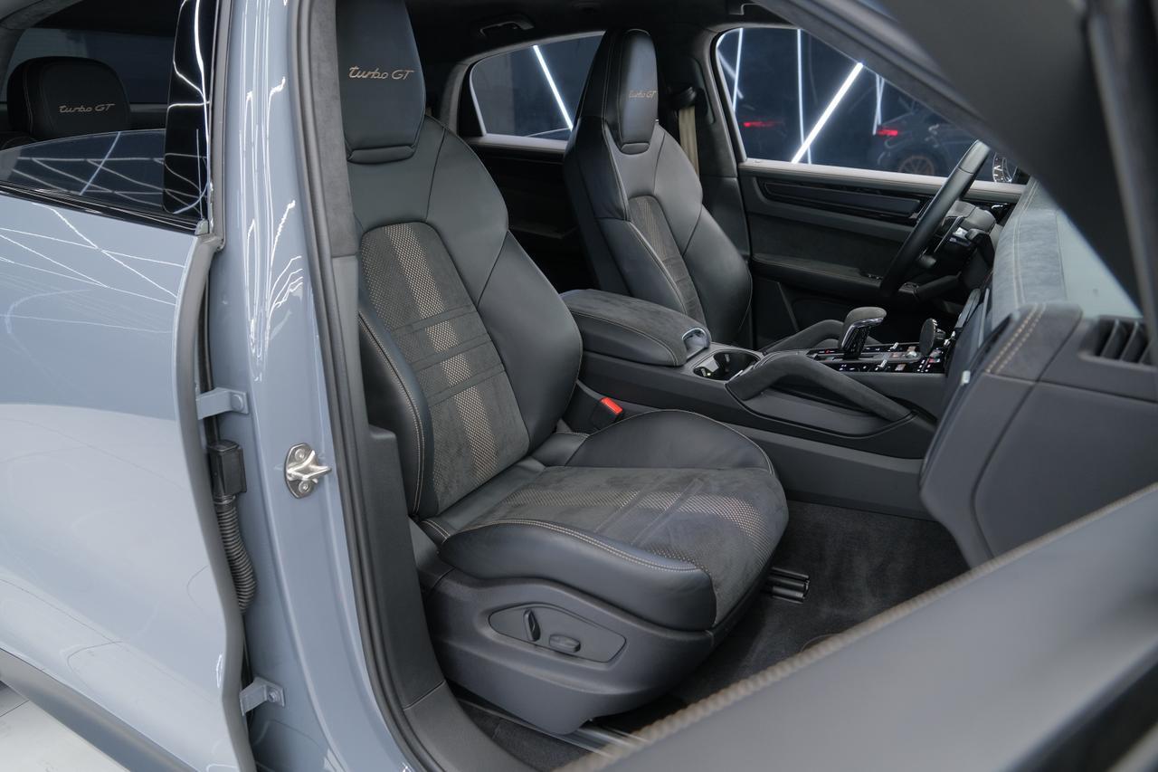 2023 Porsche Cayenne Coupe Turbo GT Miami FL