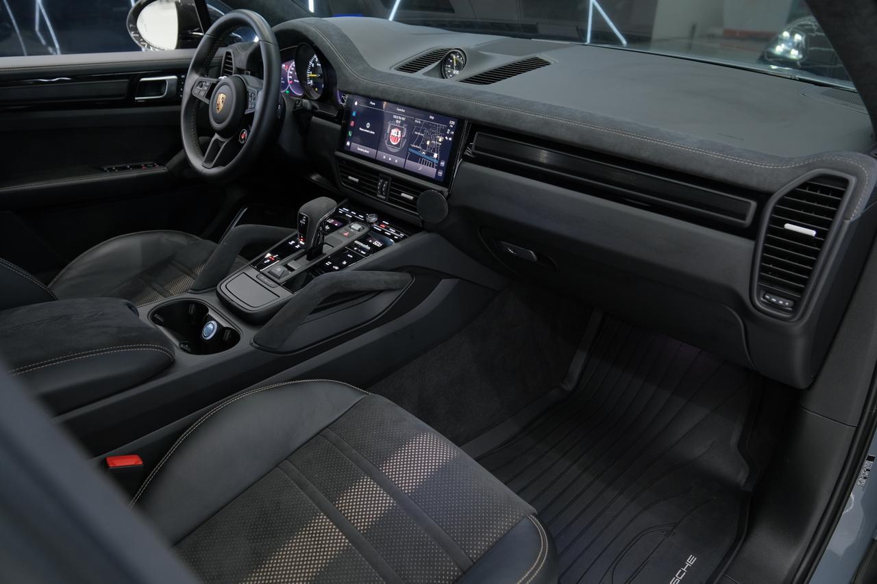 2023 Porsche Cayenne Coupe Turbo GT Miami FL