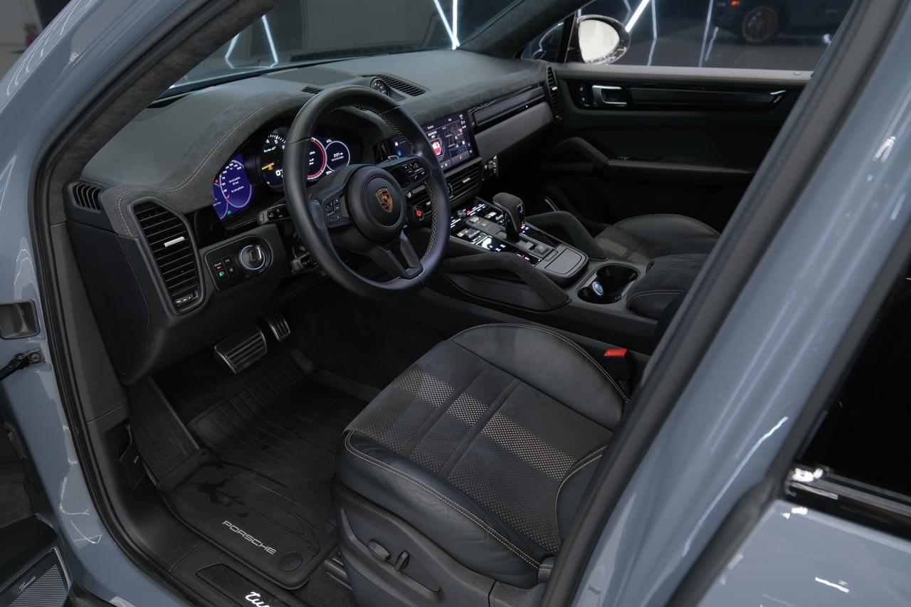 2023 Porsche Cayenne Coupe Turbo GT Miami FL