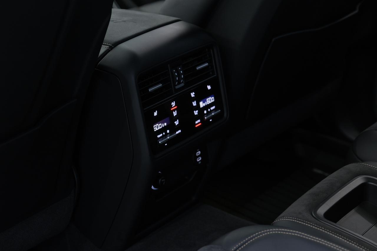 2023 Porsche Cayenne Coupe Turbo GT Miami FL