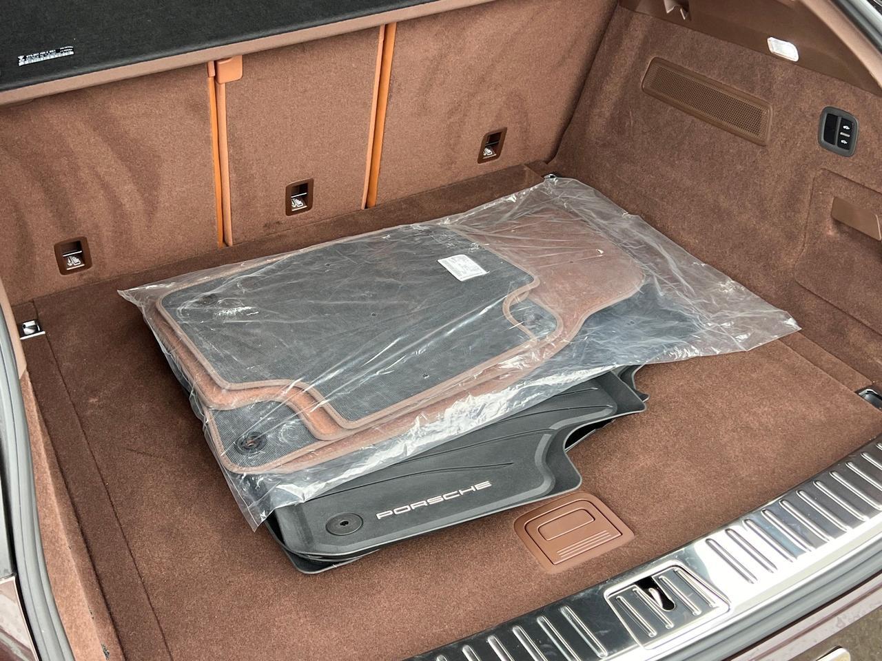 2023 Porsche Cayenne Coupe Turbo Indianapolis IN