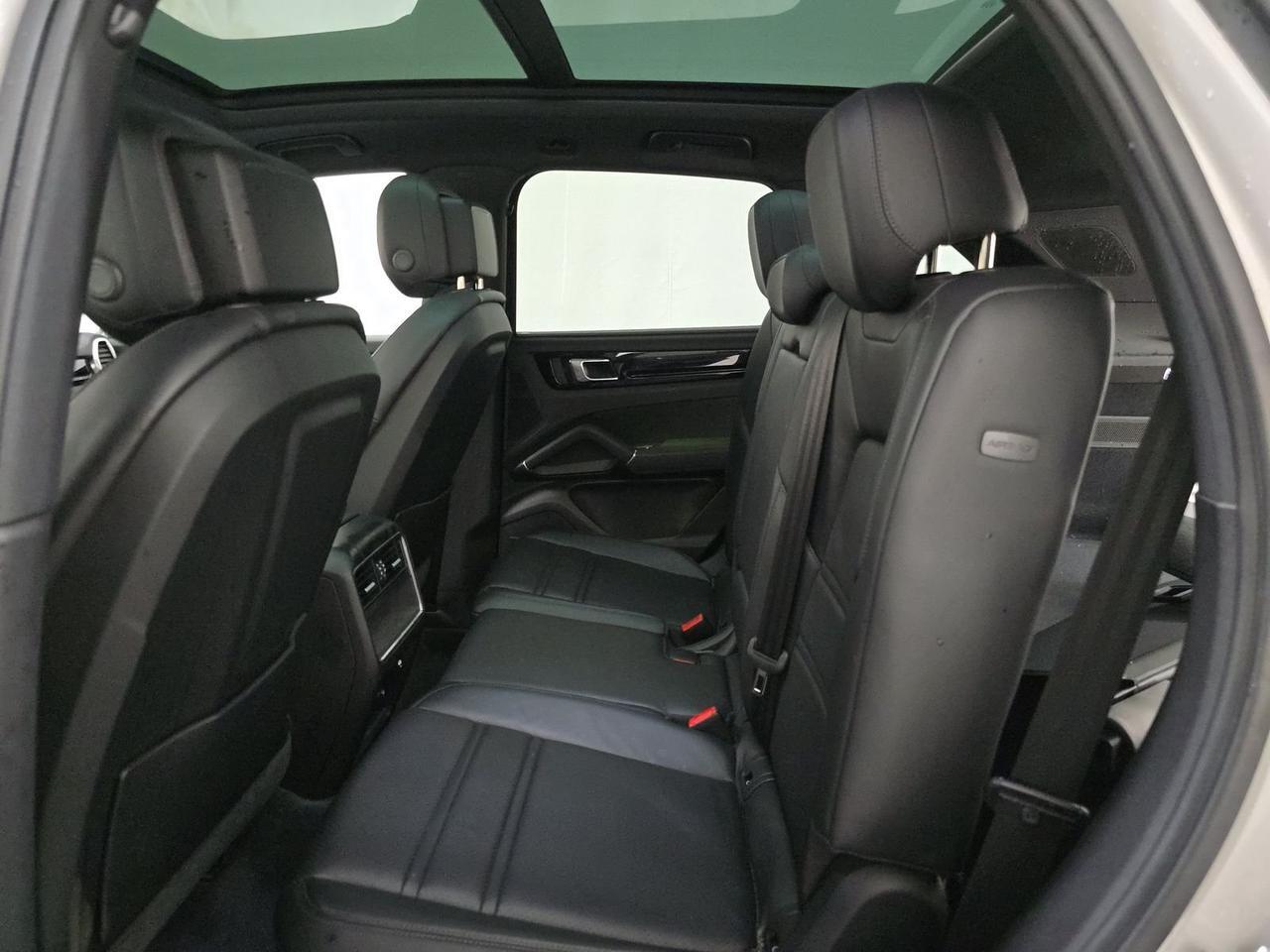 2023 Porsche Cayenne E-Hybrid Adaptive Suspension Ventilated Seats Portland OR
