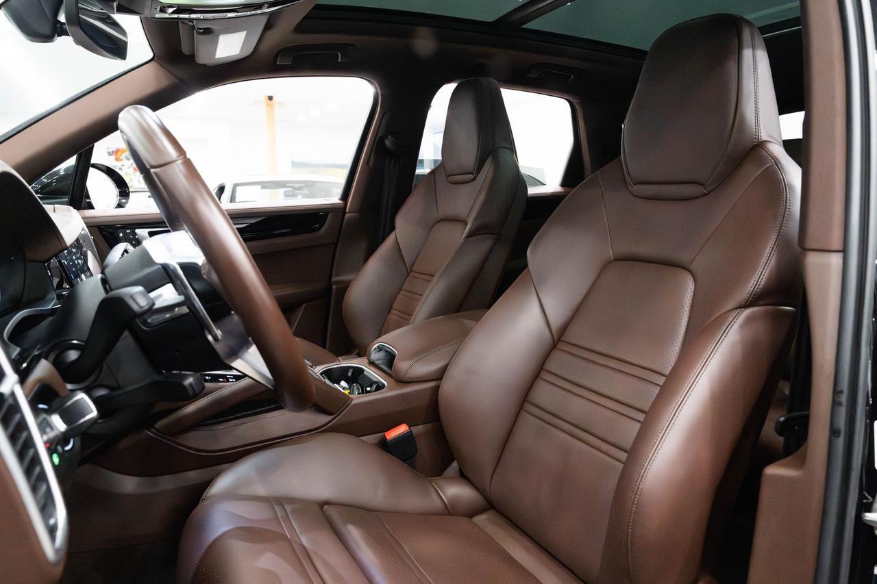 2023 Porsche Cayenne E-Hybrid - Photo 17