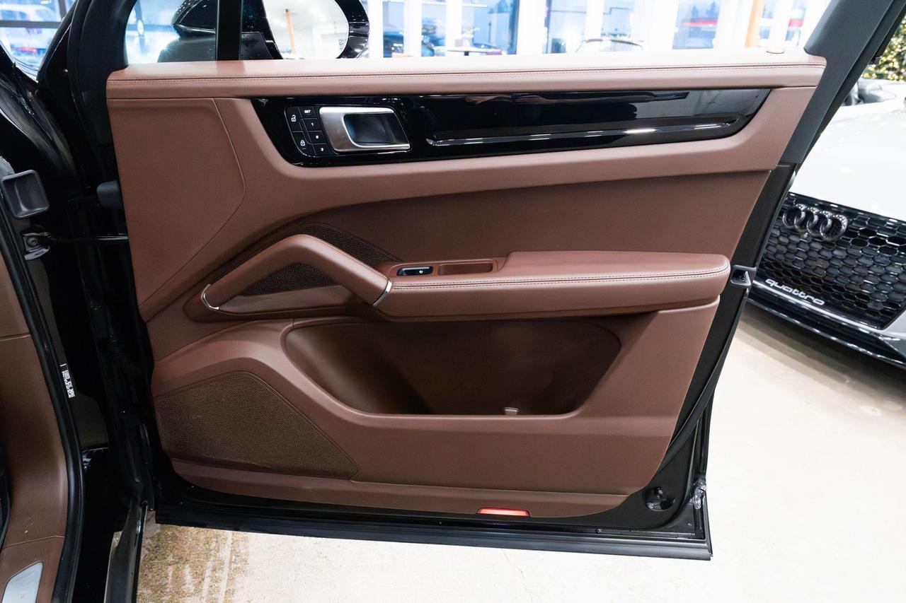 2023 Porsche Cayenne E-Hybrid Base Gladstone OR