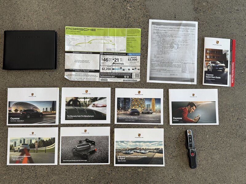 2023 Porsche Cayenne E-Hybrid Base Gladstone OR
