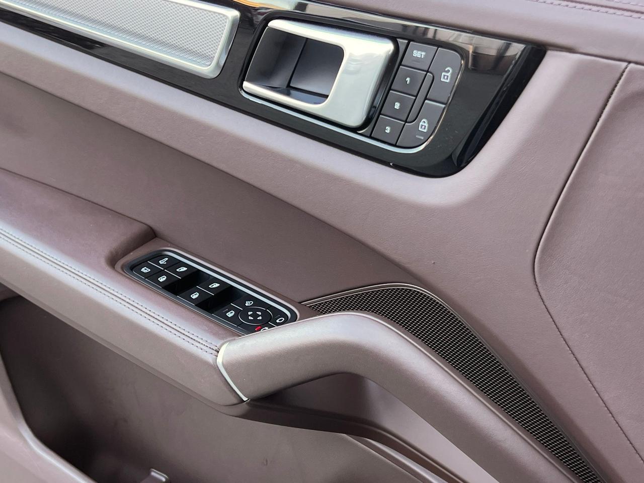 2023 Porsche Cayenne E-Hybrid Base Indianapolis IN