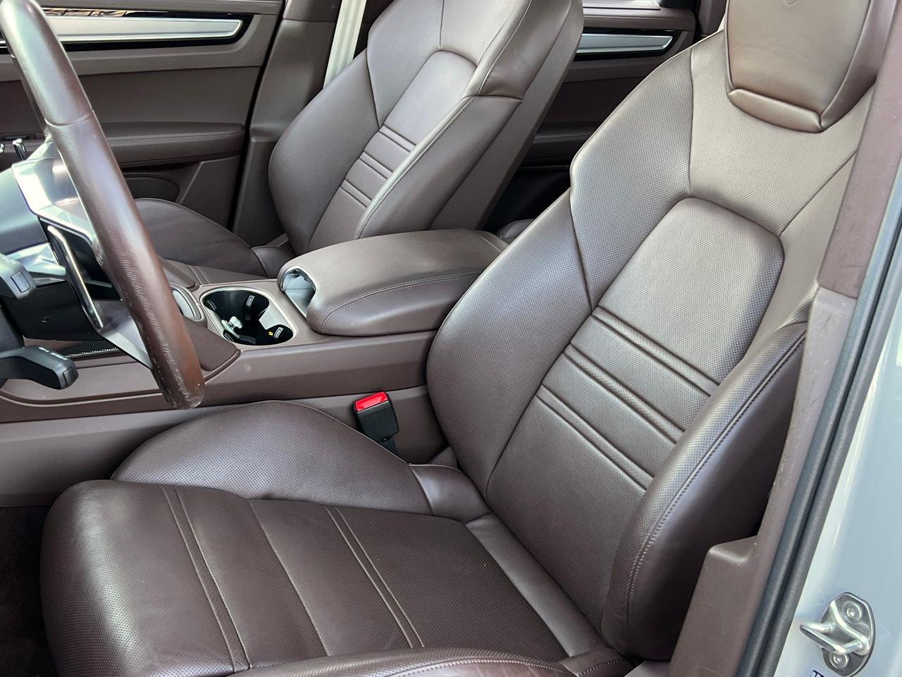 2023 Porsche Cayenne E-Hybrid Base Indianapolis IN