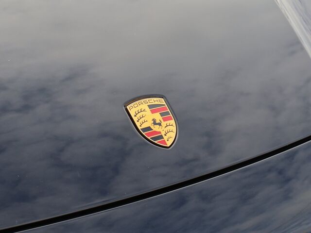 2023 Porsche Cayenne E-Hybrid Coupe Turbo S Oshkosh WI