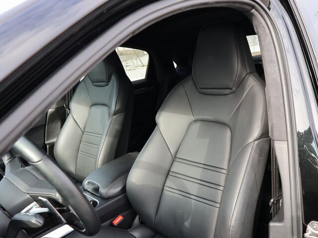 2023 Porsche Cayenne E-Hybrid Coupe Turbo S Oshkosh WI