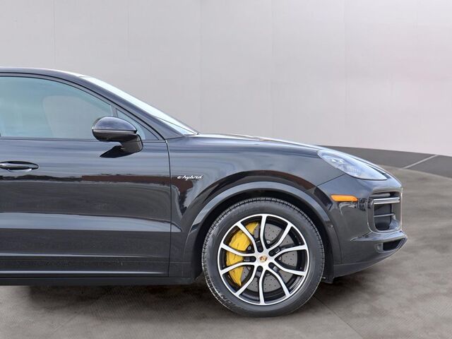 2023 Porsche Cayenne E-Hybrid Coupe Turbo S Oshkosh WI