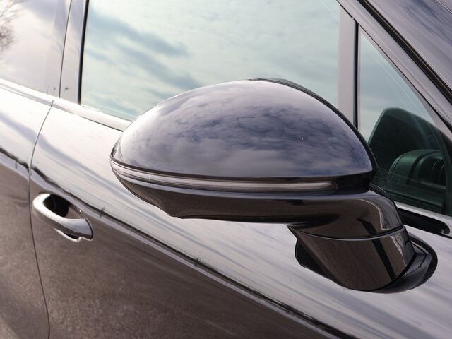 2023 Porsche Cayenne E-Hybrid Coupe Turbo S Oshkosh WI